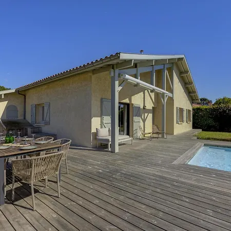 Сasa de vacaciones Les Pieds Nus - Avec Piscine Privee